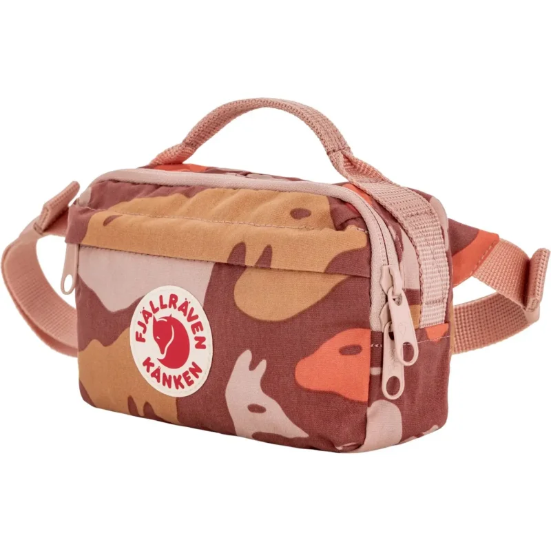 Torebka biodrowa Fjallraven Kanken Graphics Hip Pack - Chalk Rose/Hidden Animals Hit sprzedaży