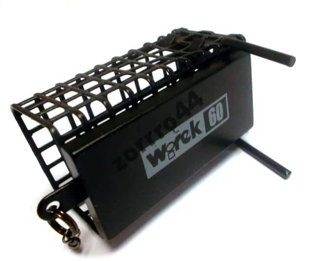Wirek Koszyk Zanętowy z Kolcami i Dnem 33x44mm 30g – 10szt Szybka dostawa