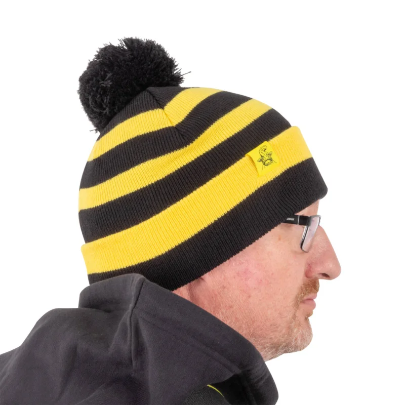 CZAPKA CZAPKA Z POMPONEM BLACK CAT BOBBLE HAT Tylko dziś